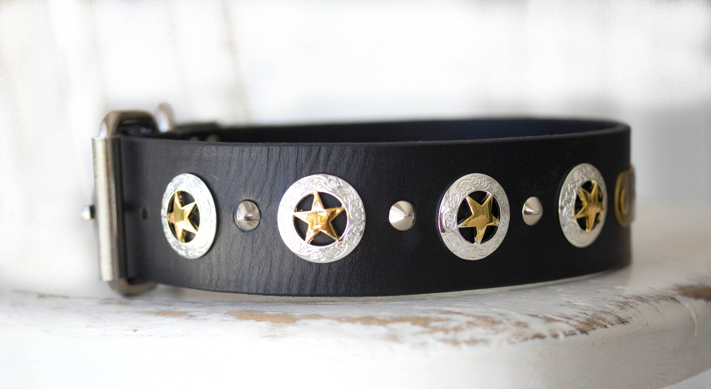 Handmade latigo leather collar with Texas Star hardware for large dogs - Kippy and Co