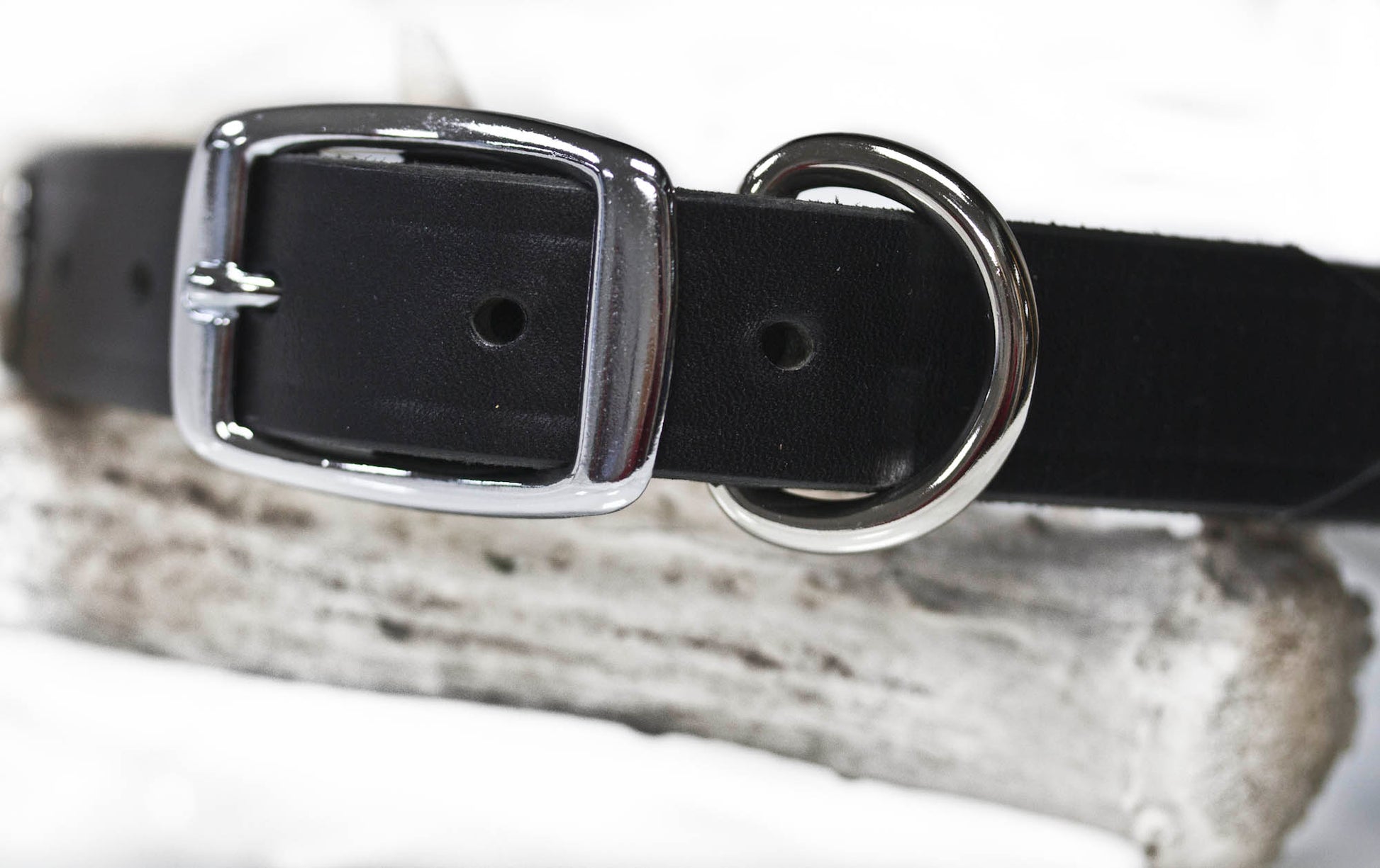 1 inch Latigo Leather with scrolled hearts and silver cone studs